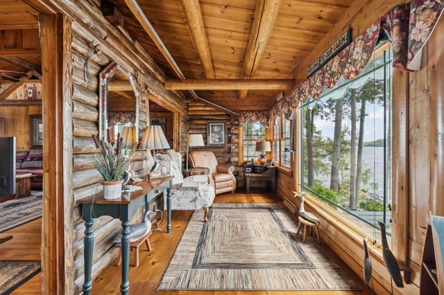 122 Broadside Road, Wolfeboro, NH 03894