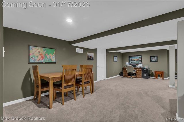 2115 Oakbrook Boulevard, Commerce Charter Township, MI 48390