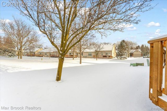 2115 Oakbrook Boulevard, Commerce Charter Township, MI 48390