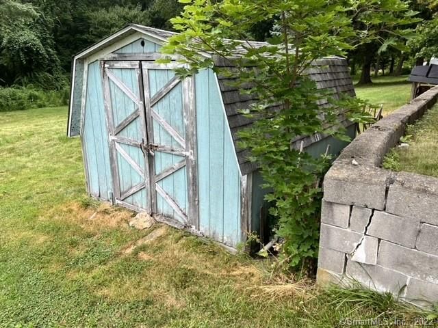 30 Jefferson Avenue, Danbury, CT 06810