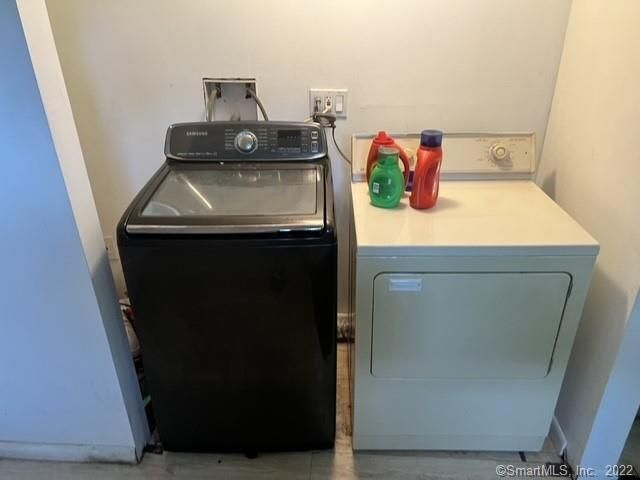 30 Jefferson Avenue, Danbury, CT 06810