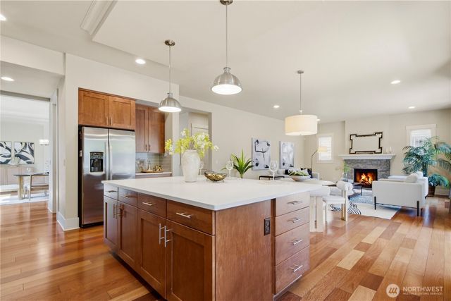 920 233rd Place NE, Sammamish, WA 98074