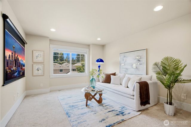 920 233rd Place NE, Sammamish, WA 98074