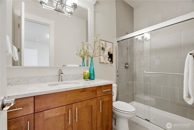 920 233rd Place NE, Sammamish, WA 98074