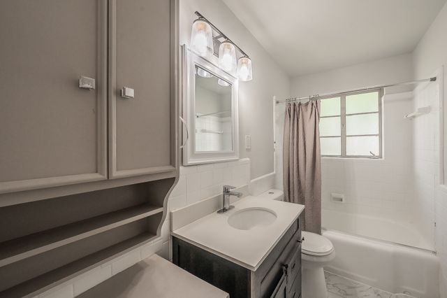 4411 Merrell Road, Dallas, TX 75229