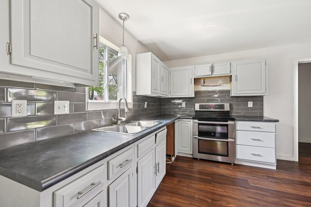 1727 Sioux Court, Grove City, OH 43123