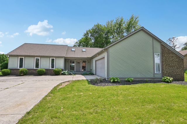 1727 Sioux Court, Grove City, OH 43123