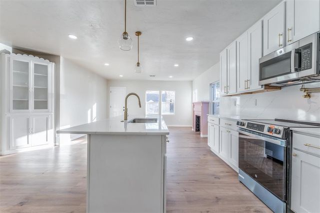 2037 NW 31st Terrace, Oklahoma City, OK 73118