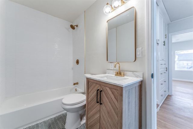 2037 NW 31st Terrace, Oklahoma City, OK 73118