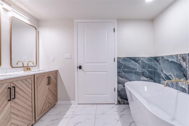 2037 NW 31st Terrace, Oklahoma City, OK 73118