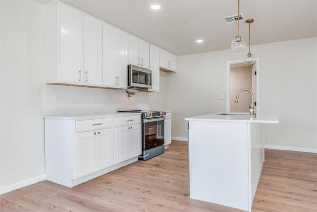 2037 NW 31st Terrace, Oklahoma City, OK 73118