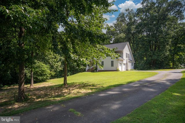 199 STONEWALL DR, Fredericksburg, VA 22401