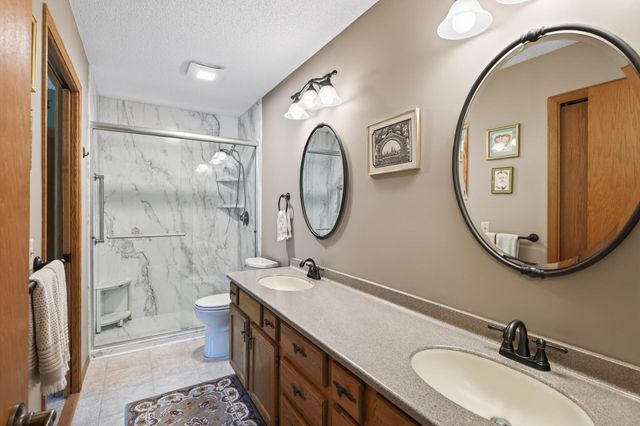 3286 York Alcove, Woodbury, MN 55125
