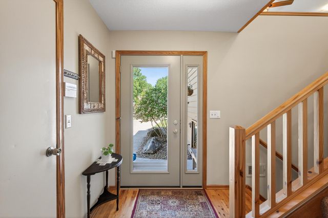 3286 York Alcove, Woodbury, MN 55125