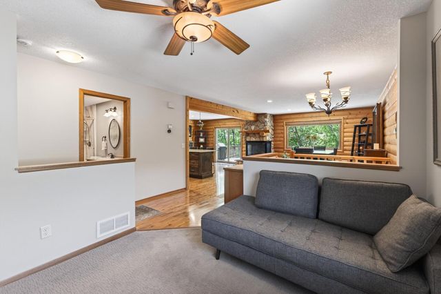 3286 York Alcove, Woodbury, MN 55125