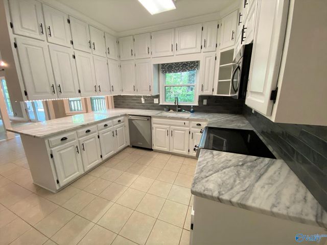10103 Shadow Wood Drive, Huntsville, AL 35803