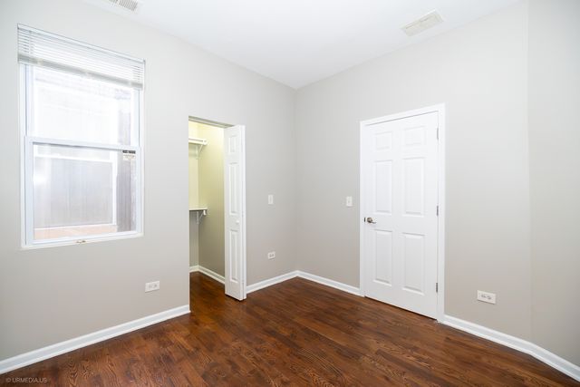 4326 S Calumet Avenue, Chicago, IL 60653