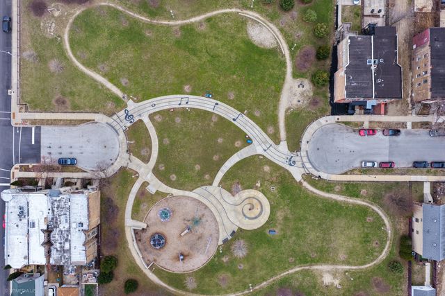 4326 S Calumet Avenue, Chicago, IL 60653