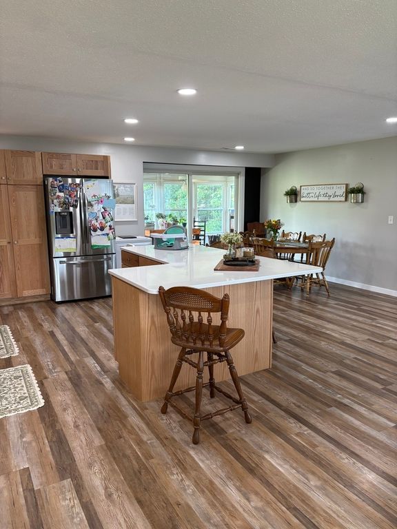 Image 9 of property listing at 19413 E Illinois Highway 15 Highway, Mt Vernon, IL 62864