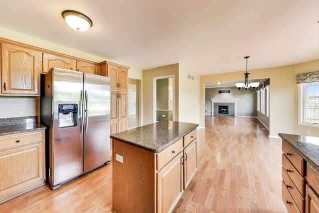 9935 Ashwood Lane, Munster, IN 46321