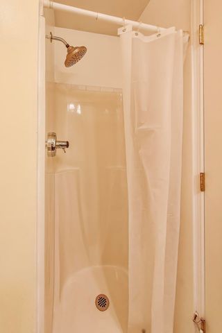 9935 Ashwood Lane, Munster, IN 46321