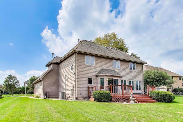 9935 Ashwood Lane, Munster, IN 46321