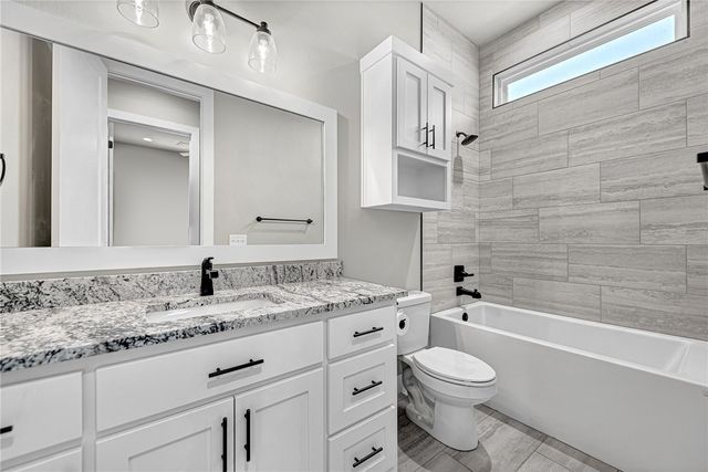 6505 SW First Light Street, Bentonville, AR 72713