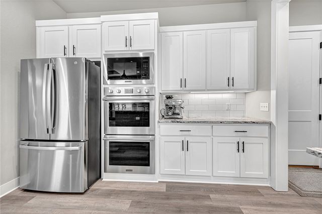 6505 SW First Light Street, Bentonville, AR 72713