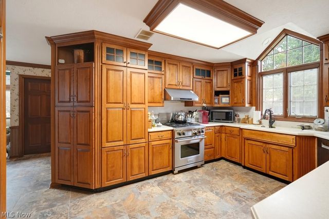 166 Pepperdine Drive, Elyria, OH 44035