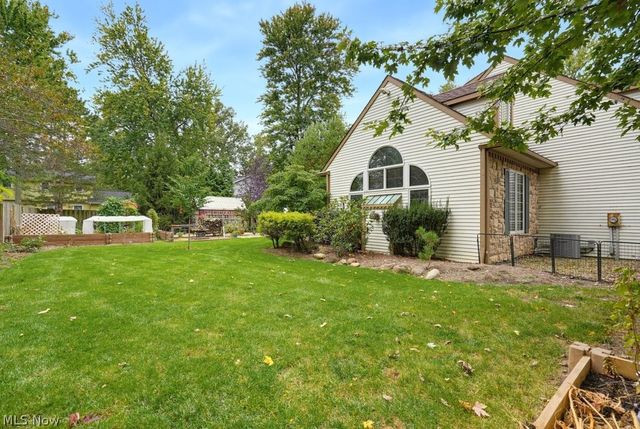 166 Pepperdine Drive, Elyria, OH 44035