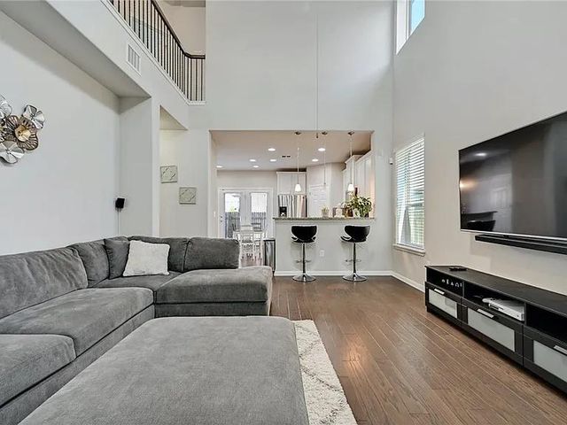 906 Boatswain WAY, Austin, TX 78748