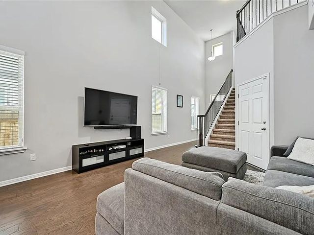 906 Boatswain WAY, Austin, TX 78748