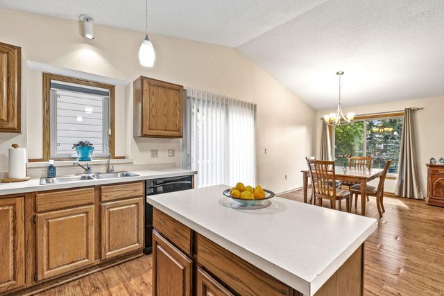 4275 Eagle Crest Drive, Eagan, MN 55122