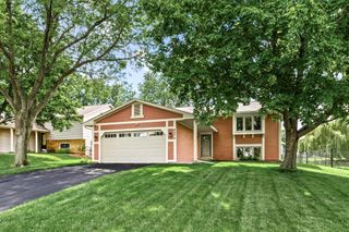 4275 Eagle Crest Drive, Eagan, MN 55122