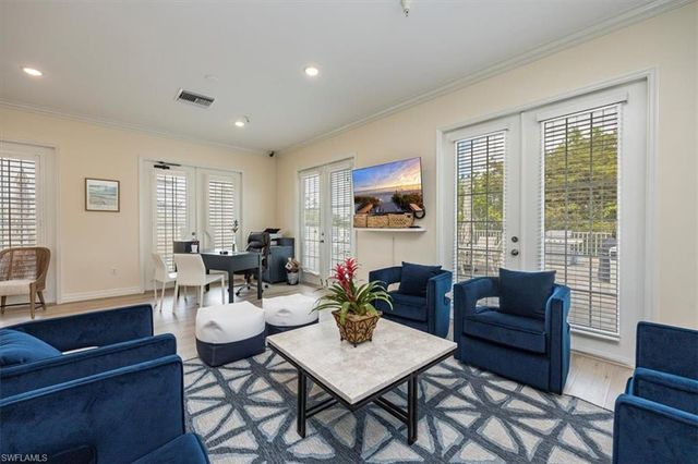 410 Bayfront PL # 2208, Naples, FL 34102