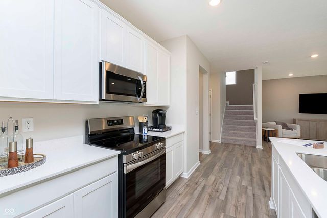 10909 Helmcrest Drive, Indianapolis, IN 46239