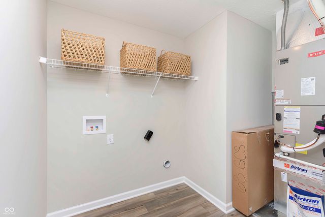 10909 Helmcrest Drive, Indianapolis, IN 46239