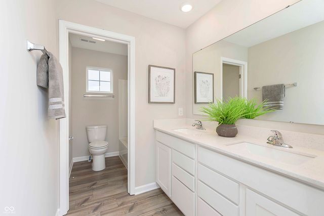 10909 Helmcrest Drive, Indianapolis, IN 46239