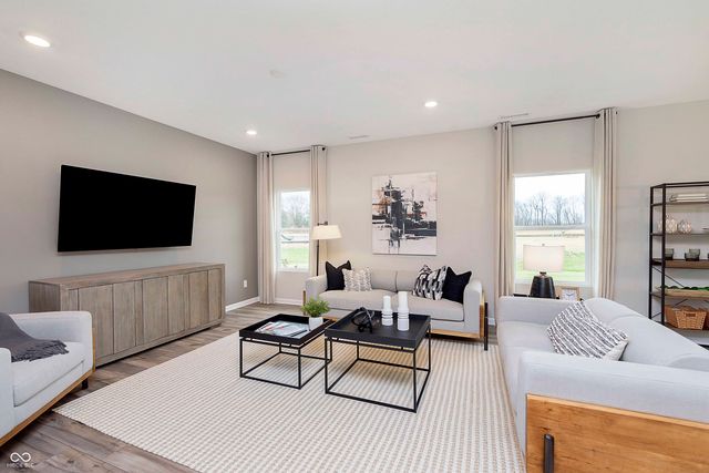 10909 Helmcrest Drive, Indianapolis, IN 46239