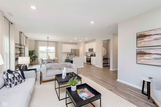 10909 Helmcrest Drive, Indianapolis, IN 46239