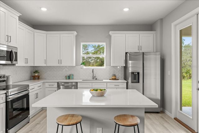 8038 N VOYAGER DRIVE, Dunnellon, FL 34433