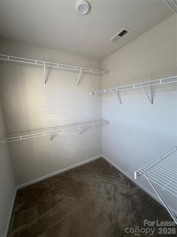 318 Willow Wood Court, Matthews, NC 28104