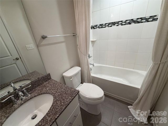 318 Willow Wood Court, Matthews, NC 28104