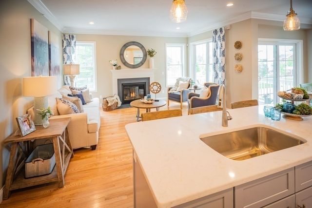 18 Hazelnut Ave., Plymouth, MA 02360