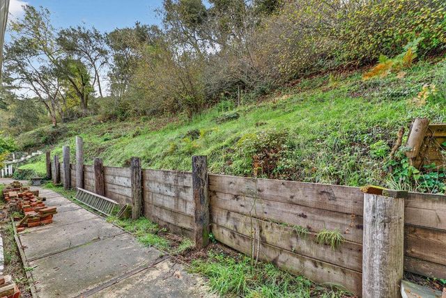 885 Larkin Valley Road, Watsonville, CA 95076