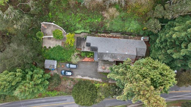 885 Larkin Valley Road, Watsonville, CA 95076