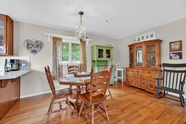 885 Larkin Valley Road, Watsonville, CA 95076