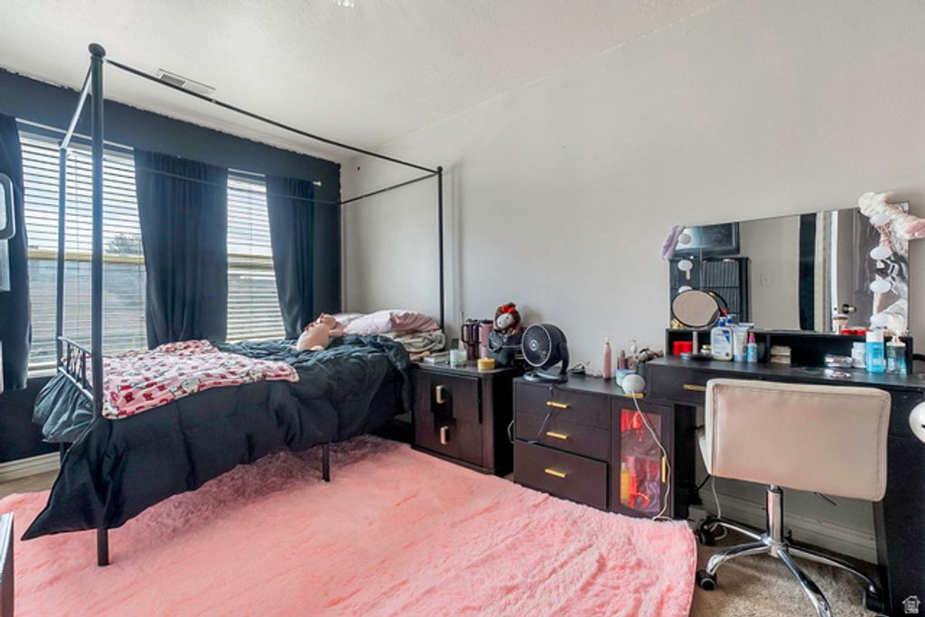 Image 12 of property listing at 60 E CALBOURNE LN. ##3, Sandy, UT 84070