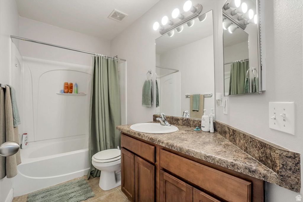 Image 13 of property listing at 60 E CALBOURNE LN. ##3, Sandy, UT 84070