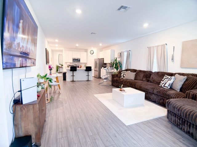 4732 NW 11TH STREET, Ocala, FL 34482